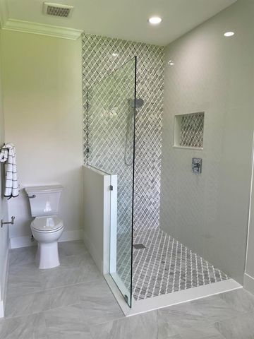 18457 SE Heritage Oaks Lane, Jupiter, FL 33469