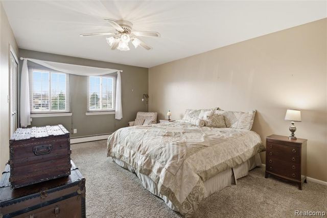 25126 Franklin Franklin Terrace 6, South Lyon, MI 48178