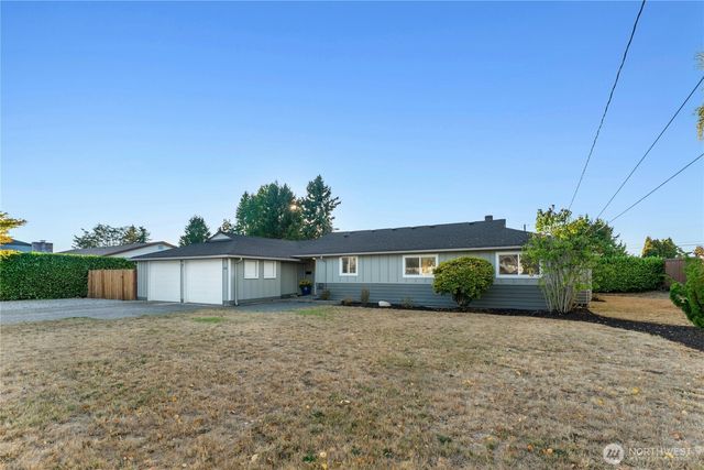 1142 N Skyline Drive, Tacoma, WA 98406