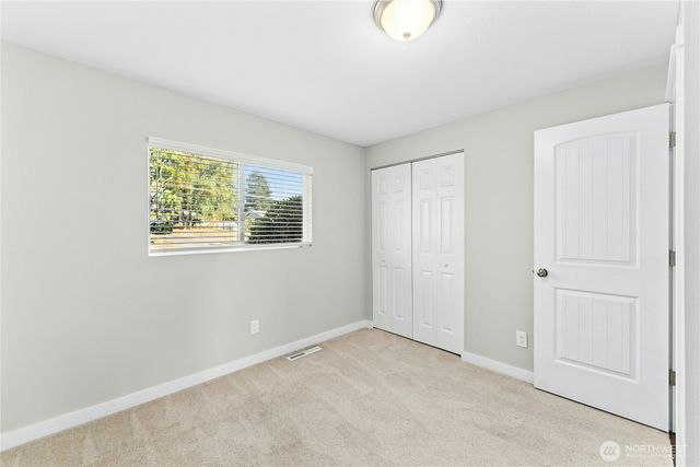 1142 N Skyline Drive, Tacoma, WA 98406
