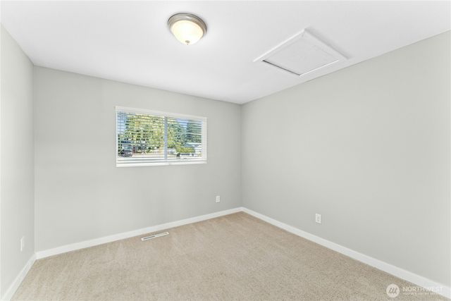 1142 N Skyline Drive, Tacoma, WA 98406