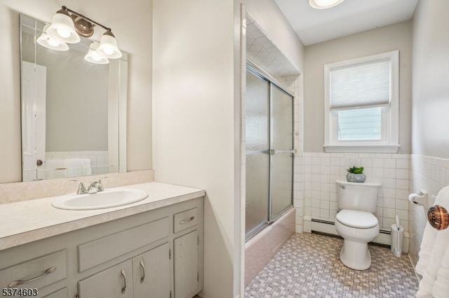 25 Ferndale Road, North Caldwell Boro, NJ 07006