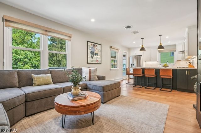 25 Ferndale Road, North Caldwell Boro, NJ 07006