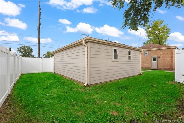 9100 S Ridgeway Avenue, Evergreen Park, IL 60805