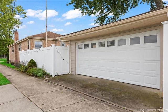 9100 S Ridgeway Avenue, Evergreen Park, IL 60805