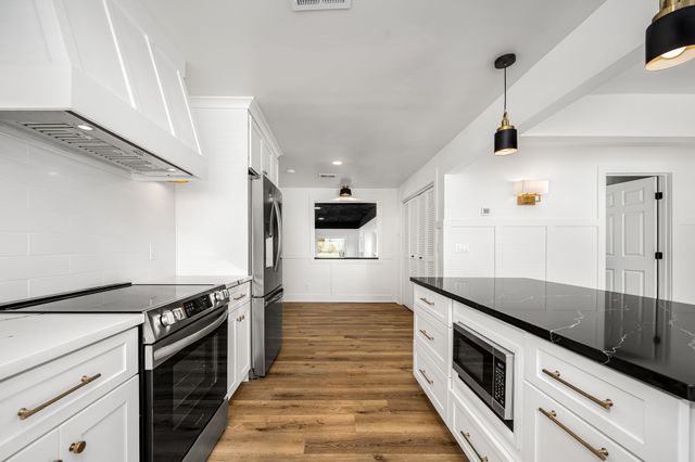 1148 Tuckahoe Dr, Nashville, TN 37207