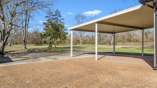 1148 Tuckahoe Dr, Nashville, TN 37207