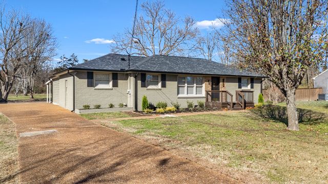 1148 Tuckahoe Dr, Nashville, TN 37207