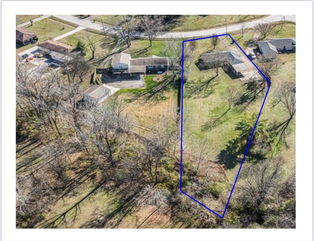 1148 Tuckahoe Dr, Nashville, TN 37207