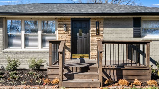 1148 Tuckahoe Dr, Nashville, TN 37207
