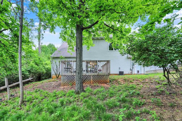 2210 S Laurelwood Cir Circle, Bloomington, IN 47401