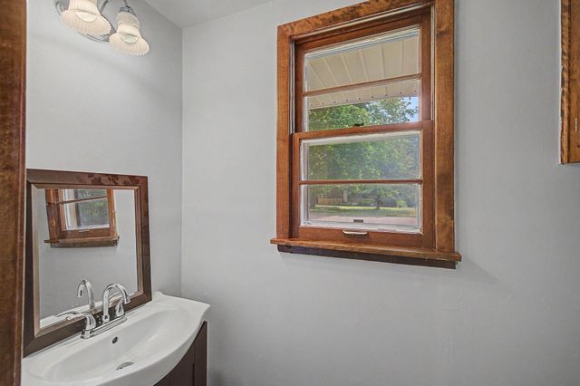 3701 Adair Avenue N, Crystal, MN 55422