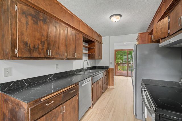 3701 Adair Avenue N, Crystal, MN 55422