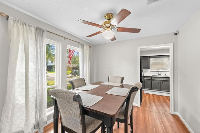 4704 Gulfway Drive, Baytown, TX 77521