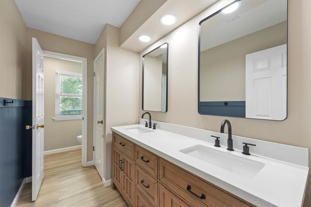 4704 Gulfway Drive, Baytown, TX 77521