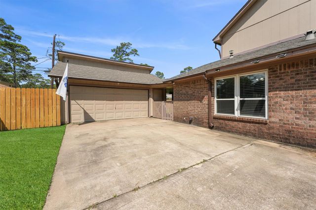 4704 Gulfway Drive, Baytown, TX 77521