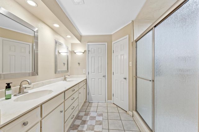 4704 Gulfway Drive, Baytown, TX 77521