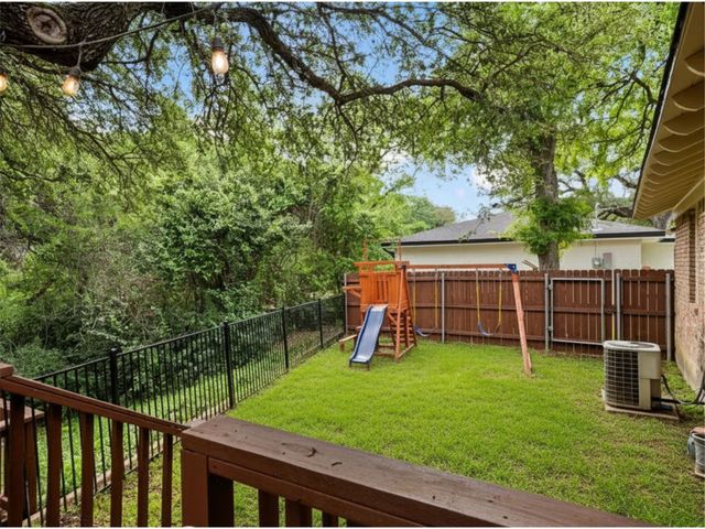 2325 Wooded Acres, Waco, TX 76710