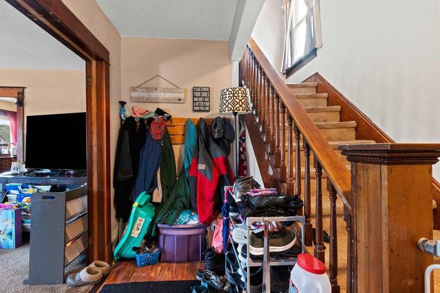 205 DIVISION STREET, Neenah, WI 54956