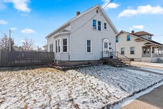 205 DIVISION STREET, Neenah, WI 54956