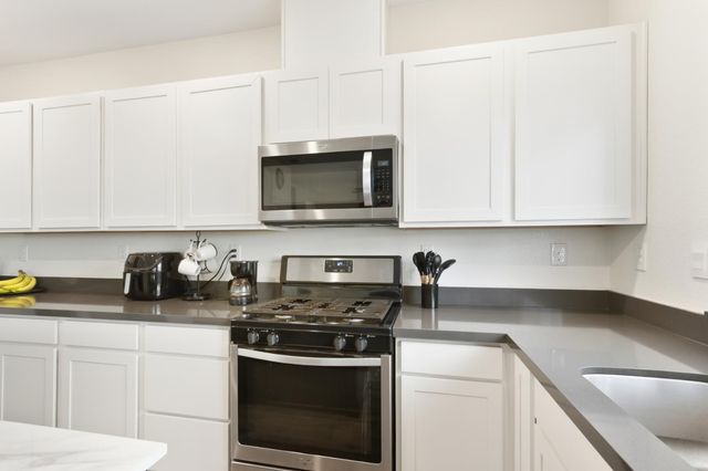927 Franklin St, Lincoln, CA 95648