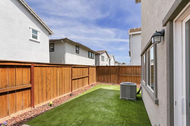 927 Franklin St, Lincoln, CA 95648