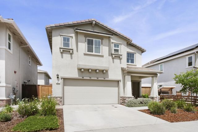 927 Franklin St, Lincoln, CA 95648