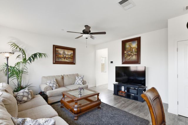 927 Franklin St, Lincoln, CA 95648