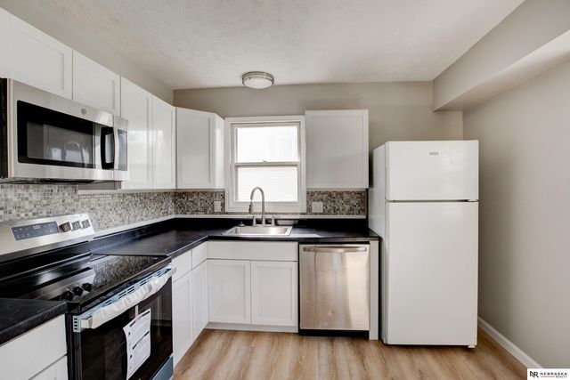5065 Arcadia Avenue, Omaha, NE 68104