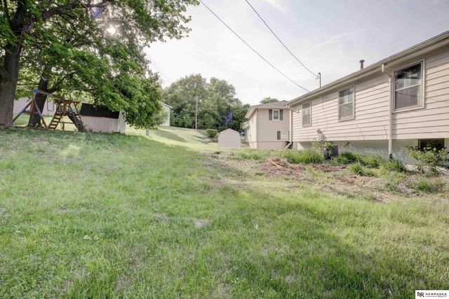 5065 Arcadia Avenue, Omaha, NE 68104