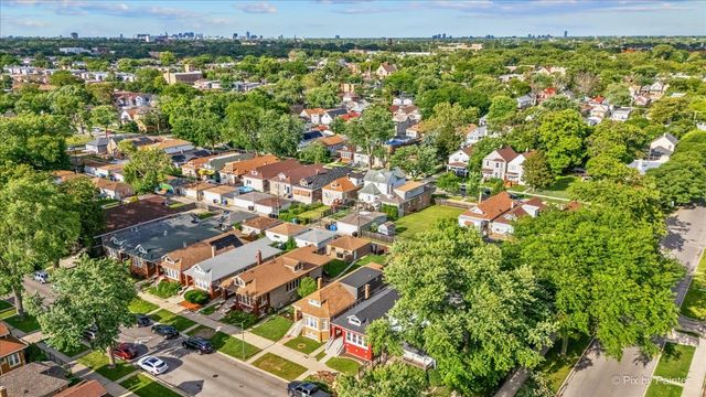 8453 S Aberdeen Street, Chicago, IL 60620