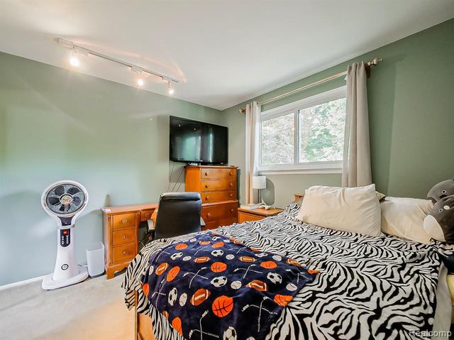 525 Langfield Street, Northville, MI 48167