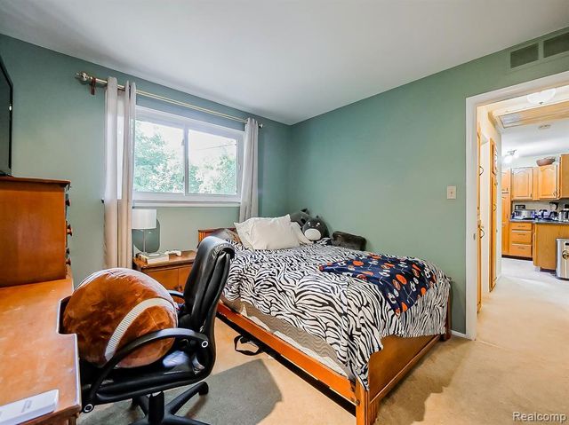 525 Langfield Street, Northville, MI 48167