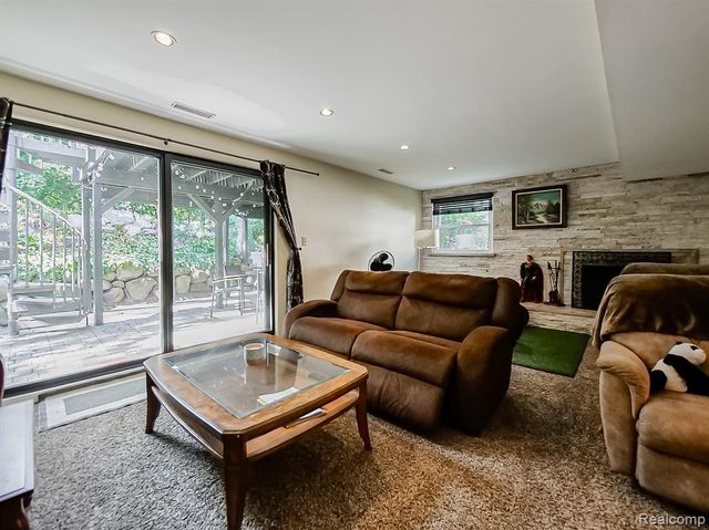 525 Langfield Street, Northville, MI 48167