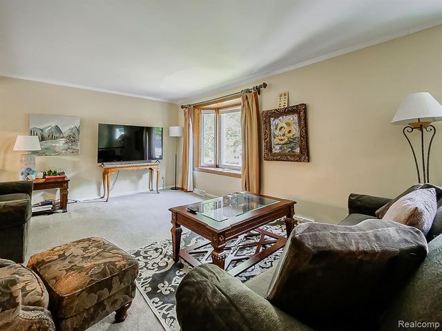 525 Langfield Street, Northville, MI 48167