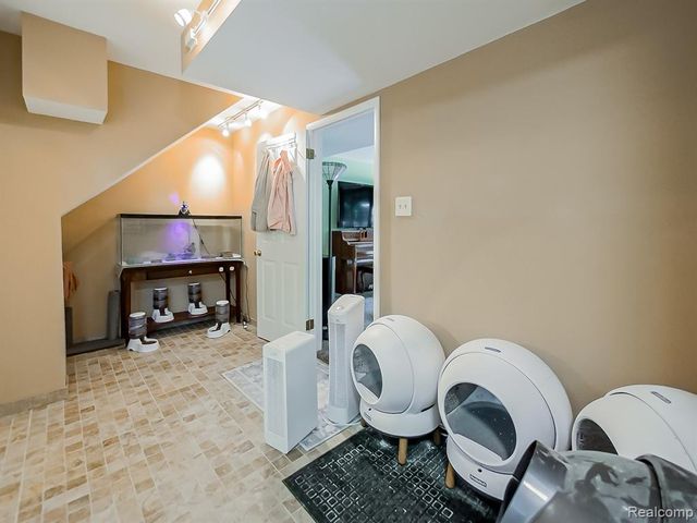 525 Langfield Street, Northville, MI 48167