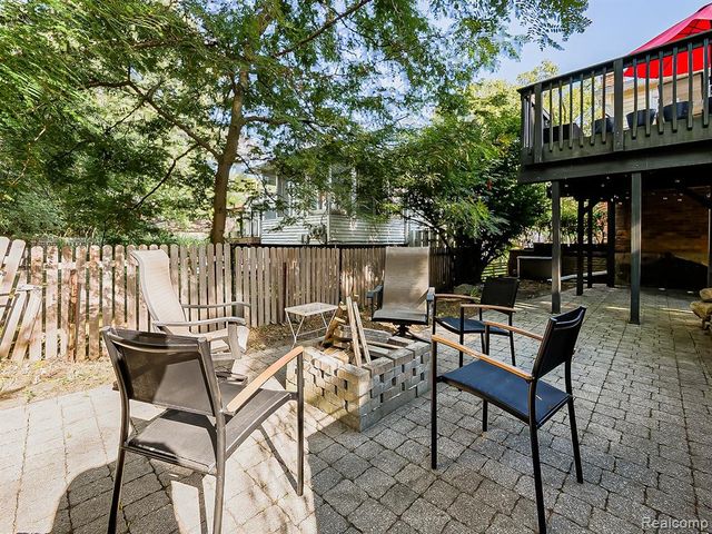 525 Langfield Street, Northville, MI 48167