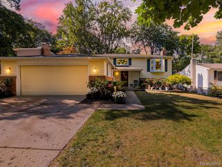 525 Langfield Street, Northville, MI 48167