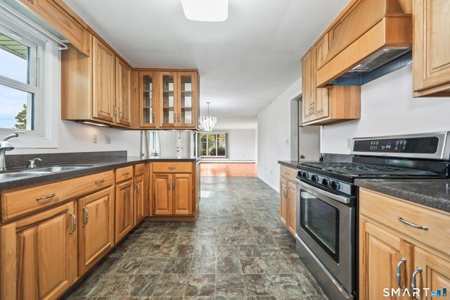 15 Smith Road, Thomaston, CT 06787