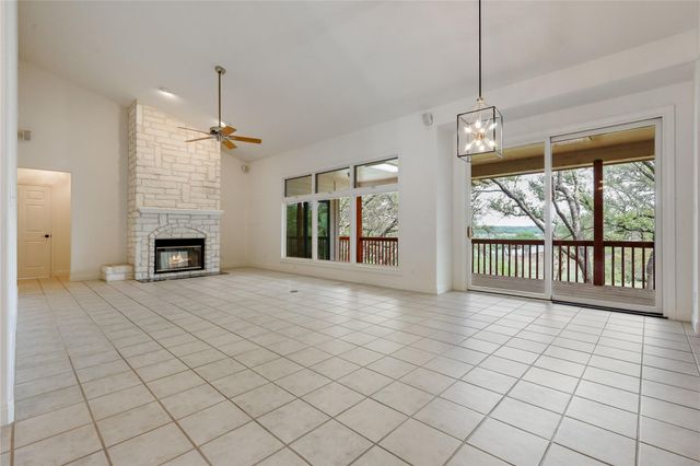 21604 Arrowhead PT, Lago Vista, TX 78645