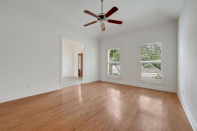 21604 Arrowhead PT, Lago Vista, TX 78645