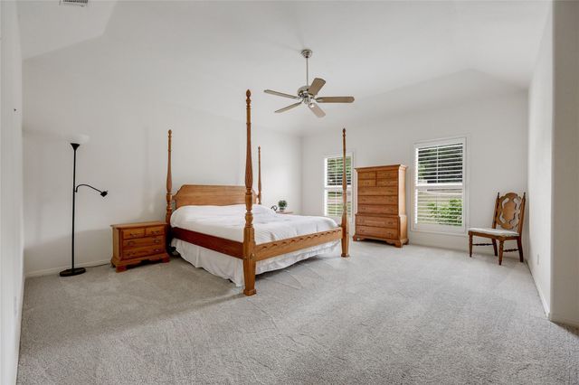 21604 Arrowhead PT, Lago Vista, TX 78645