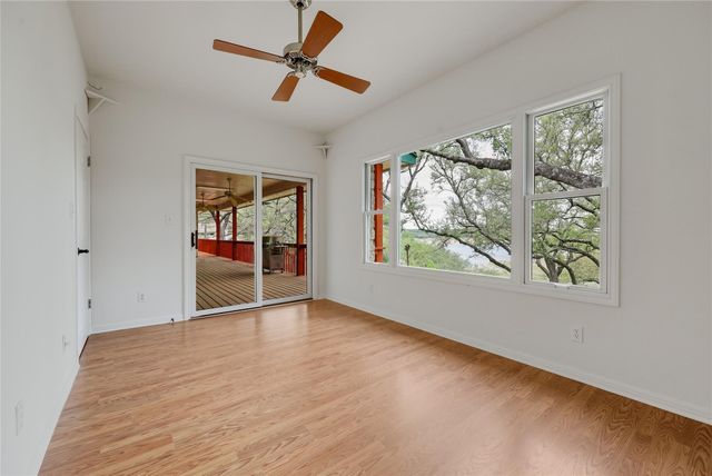 21604 Arrowhead PT, Lago Vista, TX 78645