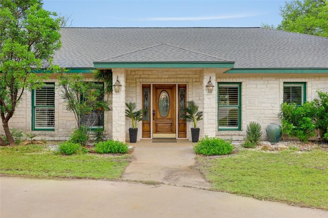 21604 Arrowhead PT, Lago Vista, TX 78645