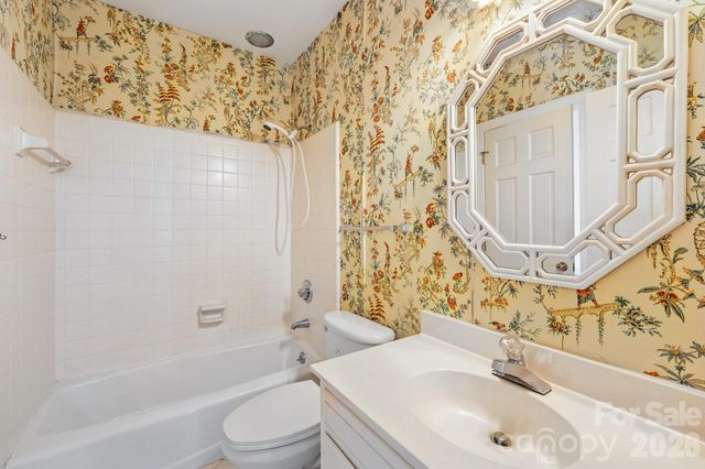 2231 Richardson Drive, Charlotte, NC 28211