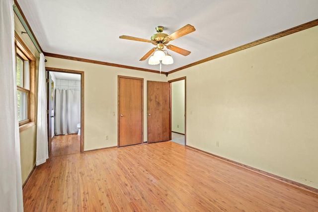 7830 W Oakbrook Circle, Madison, WI 53717