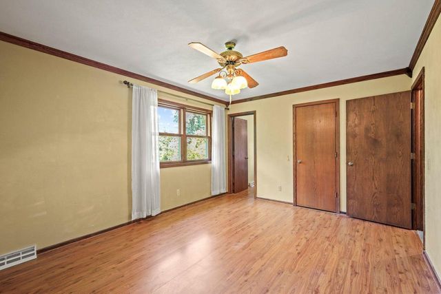 7830 W Oakbrook Circle, Madison, WI 53717