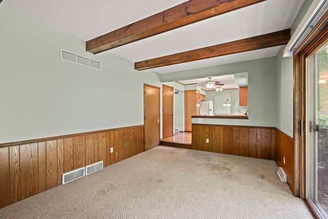 7830 W Oakbrook Circle, Madison, WI 53717