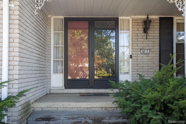 4015 Pinehurst Drive, West Bloomfield Charter Township, MI 48322