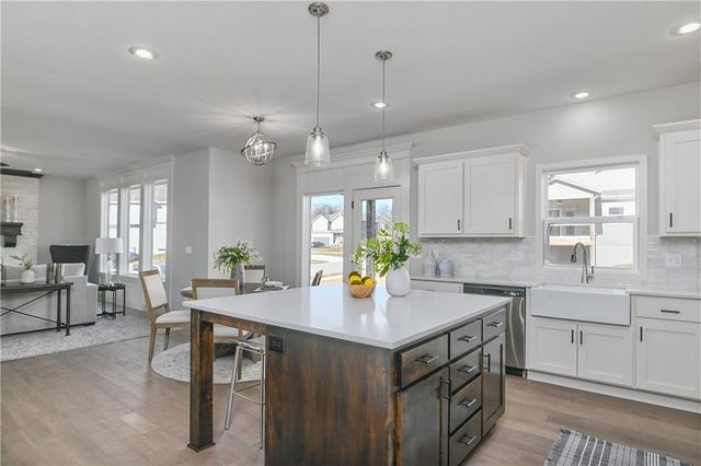 2243 W Elm Terrace, Olathe, KS 66061